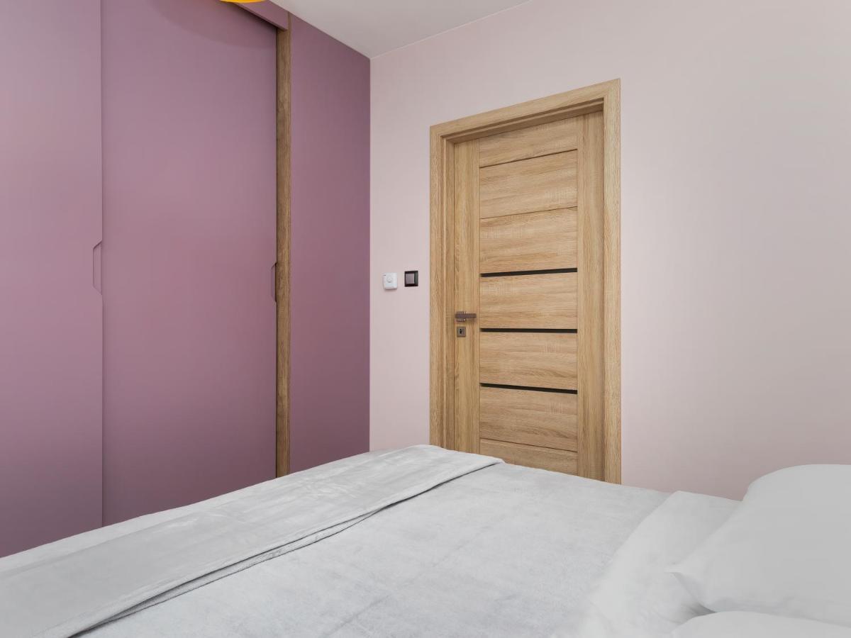Apartament Porto Santa Rewales Esterno foto