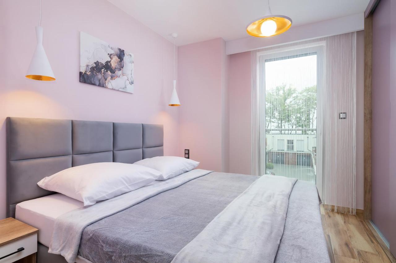 Apartament Porto Santa Rewales Esterno foto
